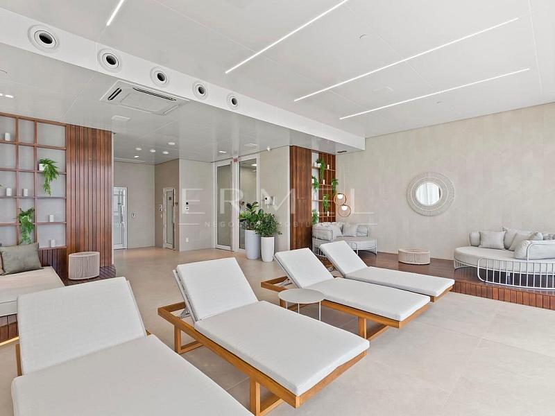 Apartamento 04 Su�tes no Centro de Balne�rio Cambori� 37