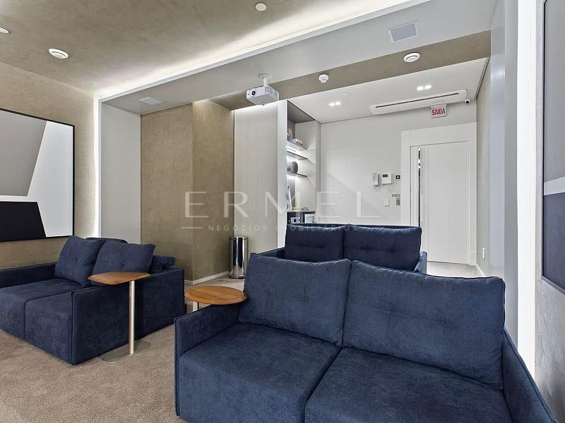 Apartamento 04 Su�tes no Centro de Balne�rio Cambori� 43