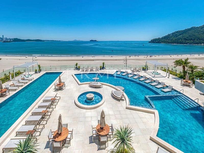 Apartamento 04 Su�tes no Centro de Balne�rio Cambori� 1