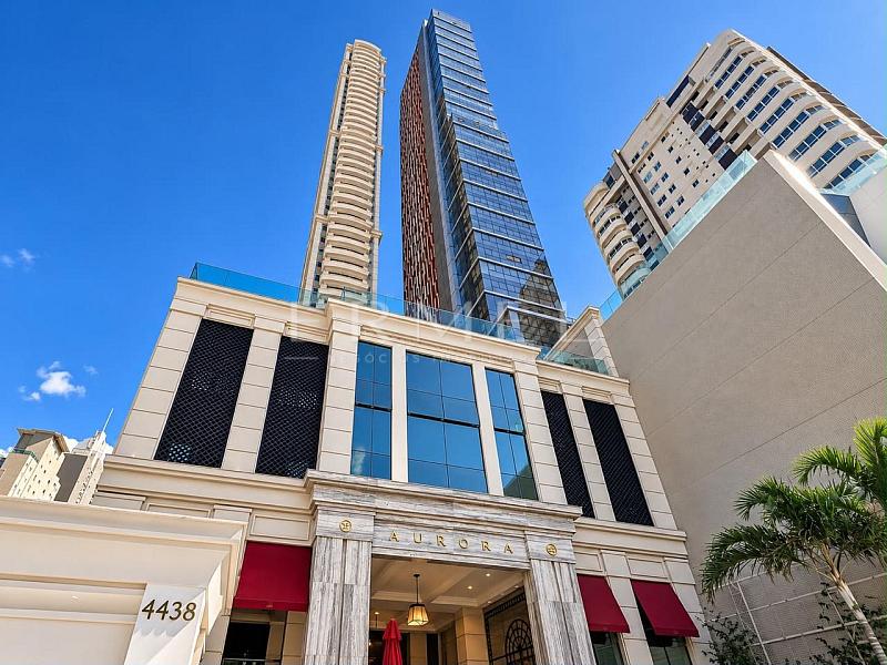 Apartamento 04 Su�tes no Centro de Balne�rio Cambori� 3