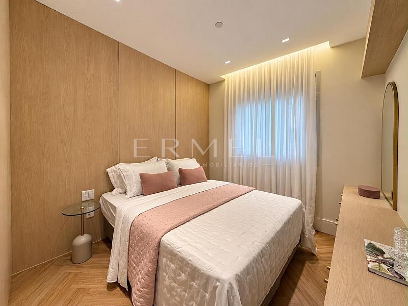 Apartamento 04 Su�tes no Centro de Balne�rio Cambori� 18