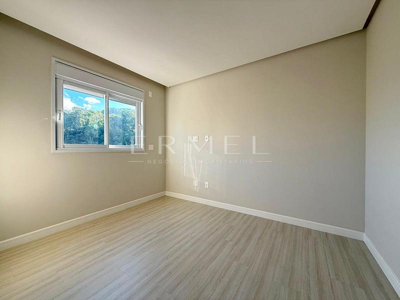 Apartamento 04 Su�tes no Centro de Balne�rio Cambori� 12