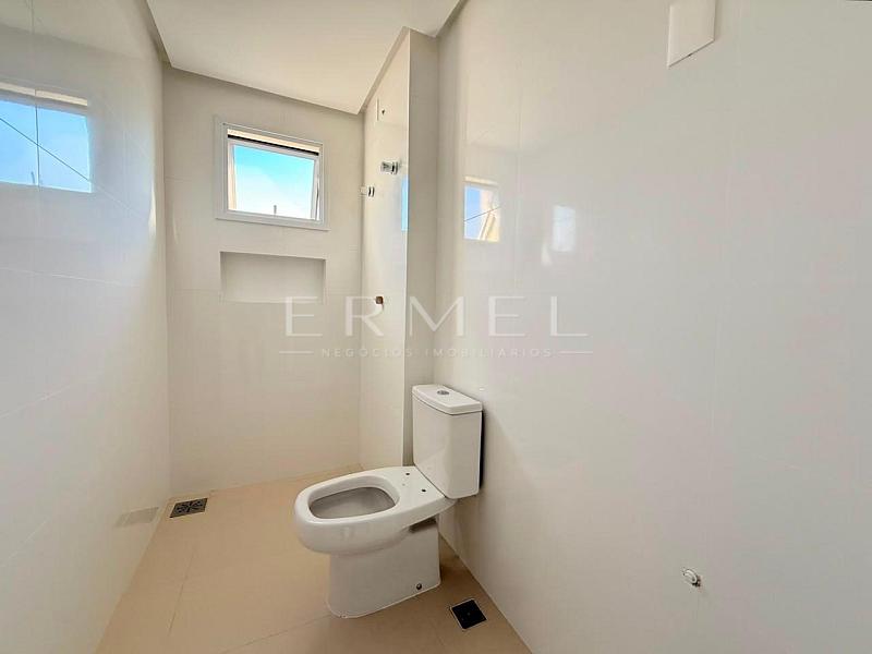 Apartamento 04 Su�tes no Centro de Balne�rio Cambori� 13