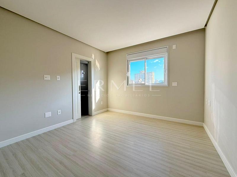 Apartamento 04 Su�tes no Centro de Balne�rio Cambori� 16