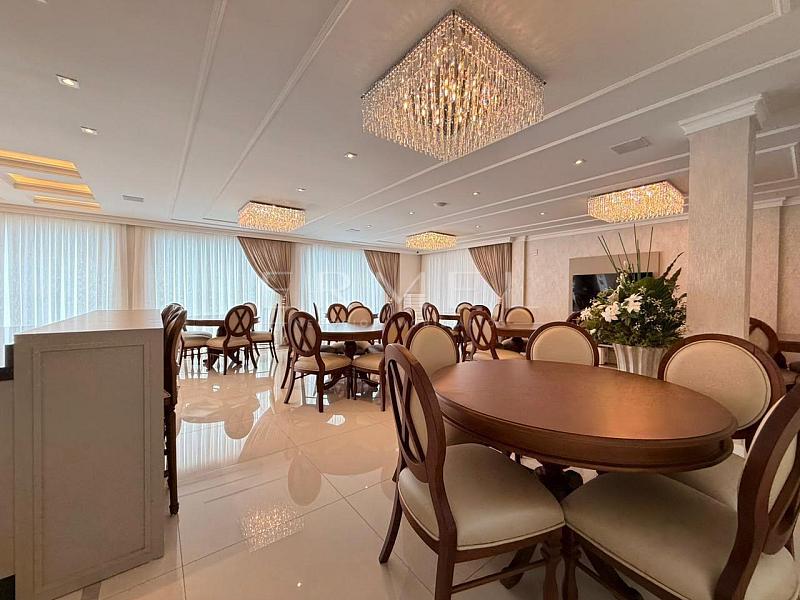 Apartamento 04 Su�tes no Centro de Balne�rio Cambori� 25