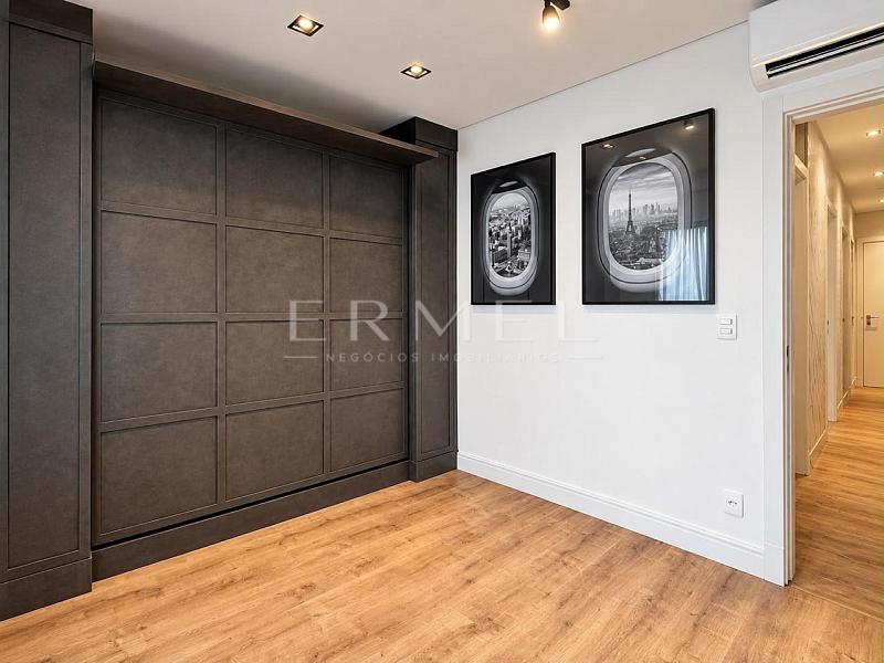 Apartamento 03 Quartos na Praia Brava em Itaja� 10