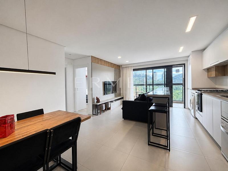 Apartamento 02 Quartos na Praia Brava em Itaja� 5