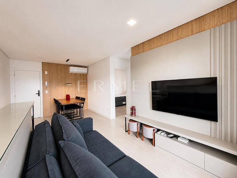 Apartamento 02 Quartos na Praia Brava em Itaja� 10