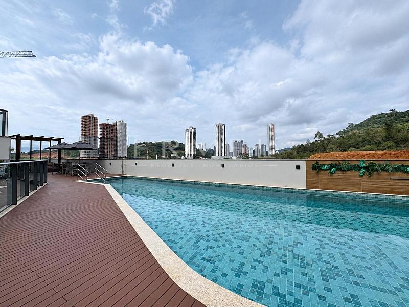 Apartamento 02 Quartos na Praia Brava em Itaja� 20