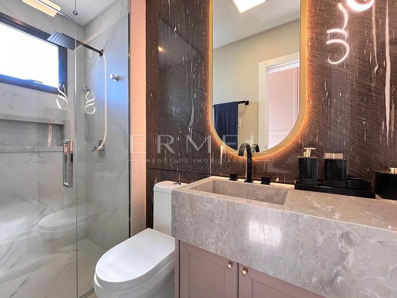 Apartamento 04 Su�tes em Porto Belo 14