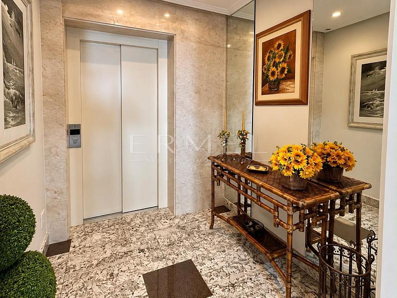 Apartamento 05 Su�tes na Barra Sul em Balne�rio Cambori� 4