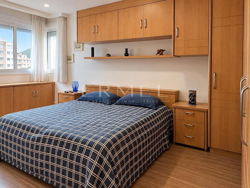 Apartamento 05 Su�tes na Barra Sul em Balne�rio Cambori� 16