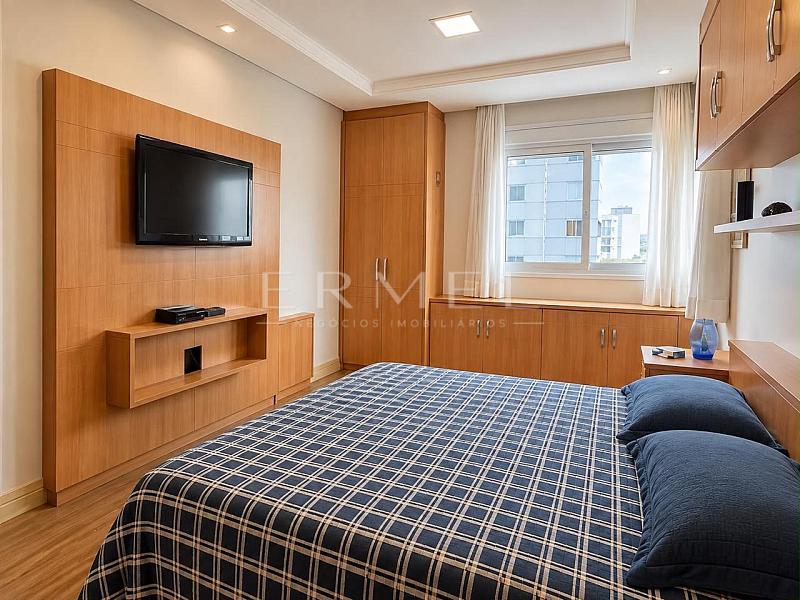 Apartamento 05 Su�tes na Barra Sul em Balne�rio Cambori� 17