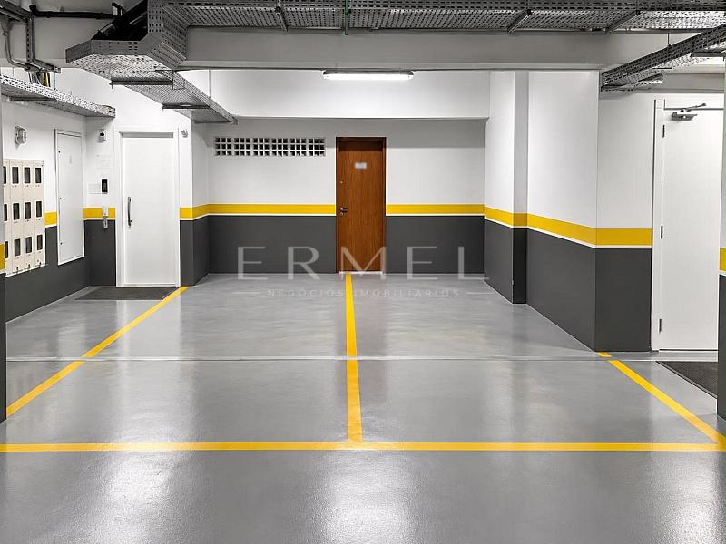 Apartamento 05 Su�tes na Barra Sul em Balne�rio Cambori� 41