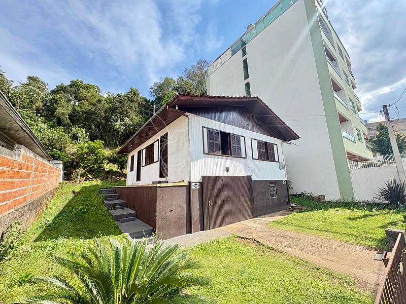 Casa / Terreno Dois Pinheiros 1