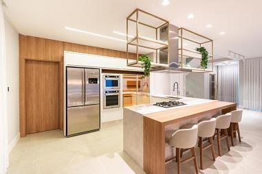 Casa em Condomínio com 4 quartos à venda, 440m², 5 banheiros, 4 garagens - Praia Brava - Itajaí